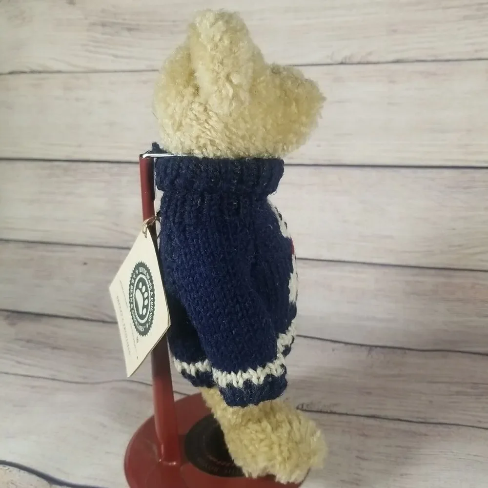 Boyds Bears & Friends Breezy T Frostman Plush Stuffed 8